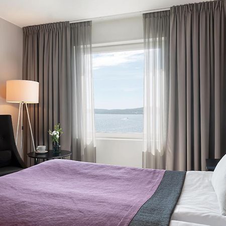 Готель Elite Plaza Oernskoeldsvik Екстер'єр фото