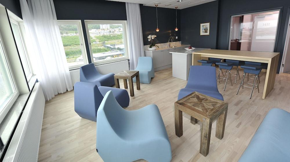 Готель Elite Plaza Oernskoeldsvik Екстер'єр фото