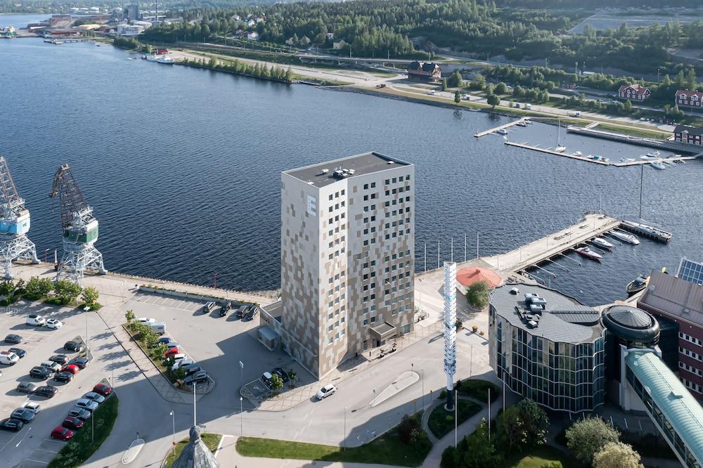 Готель Elite Plaza Oernskoeldsvik Екстер'єр фото