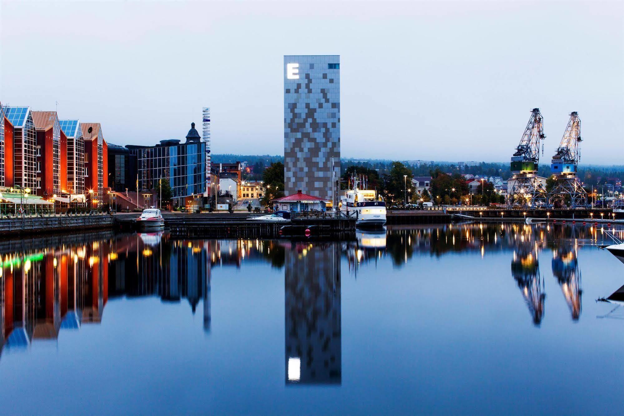 Готель Elite Plaza Oernskoeldsvik Екстер'єр фото